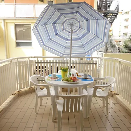 Beachfront With Terrace * Бібіоне